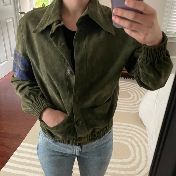 VINTAGE GUCCI Suede Bomber Jacket - Picture 6 of 9